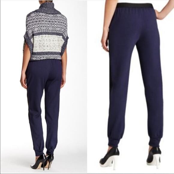 BCBGMaxAzria Gianni Black & Navy Contrast Colorblock Cargo Pants Small - Picture 3 of 15